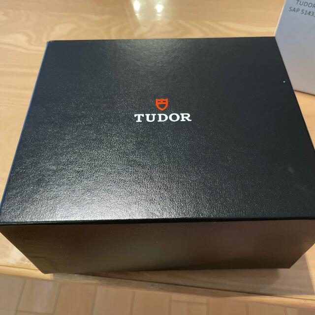 Tudor ブラックベイダーク