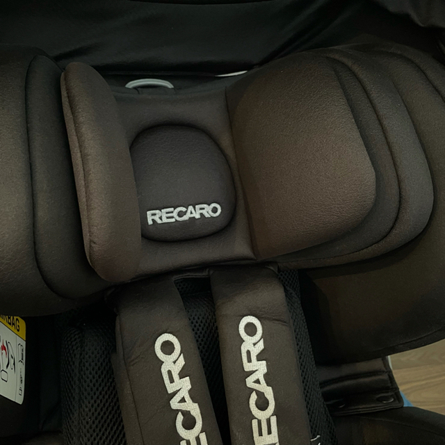 RECARO ZERO.1 チャイルドシート　オニキスブラック