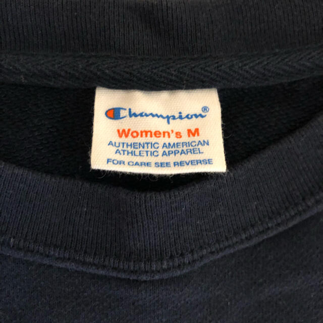 Champion(チャンピオン)の305554様専用★美品★チャンピオン　ネイビー薄手トレーナー キッズ/ベビー/マタニティのキッズ服女の子用(90cm~)(ニット)の商品写真