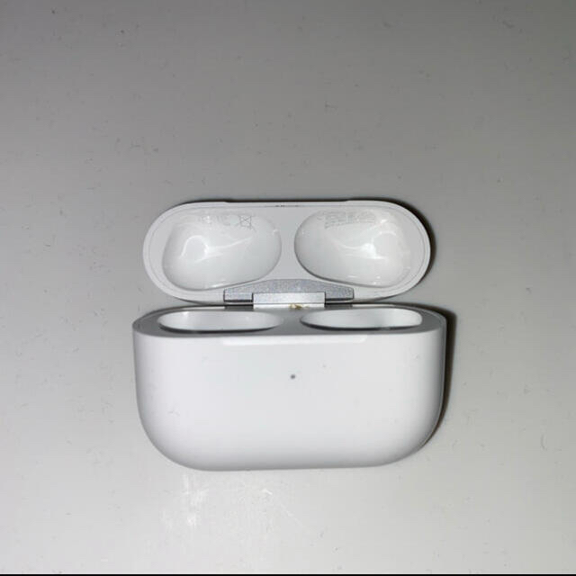 AirPods pro 充電ケース　本体　エアーポッズプロ　Appleオーディオ機器