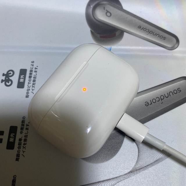 AirPods Pro エアーポッズプロ 本体　セット　イヤフォン＋充電ケース