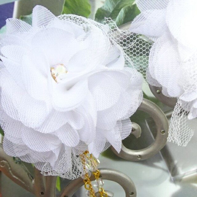 レースフラワー　白い花 ハンドメイドのアクセサリー(ピアス)の商品写真