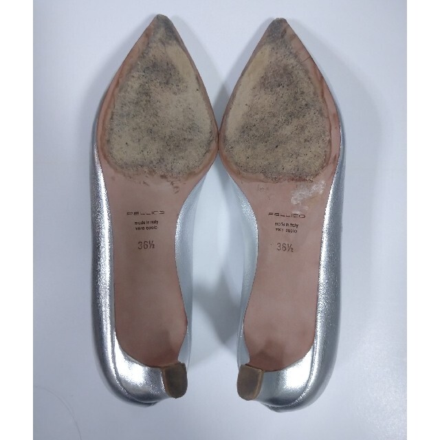 PELLICO(ペリーコ)のペリーコ シルバー パンプス 36.5(23.5cm) レディースの靴/シューズ(ハイヒール/パンプス)の商品写真