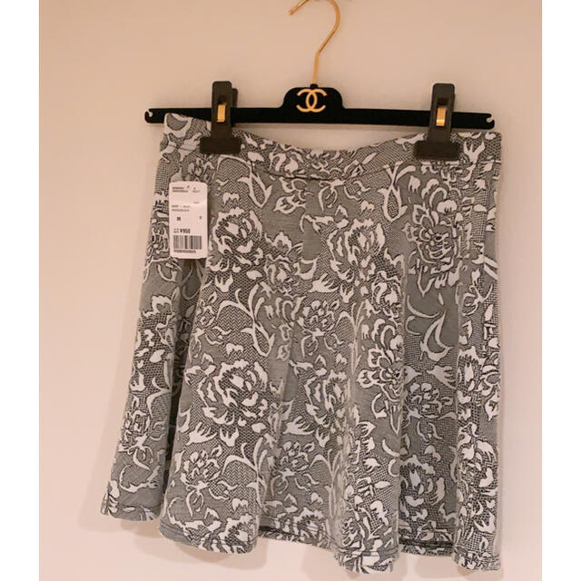 FOREVER 21(フォーエバートゥエンティーワン)のフォエバー21 スカート　Mサイズ レディースのスカート(ミニスカート)の商品写真