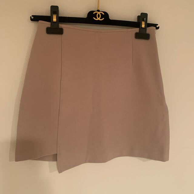 EMODA(エモダ)のEMODA エモダ　ミニスカート　ベージュ　Sサイズ レディースのスカート(ミニスカート)の商品写真