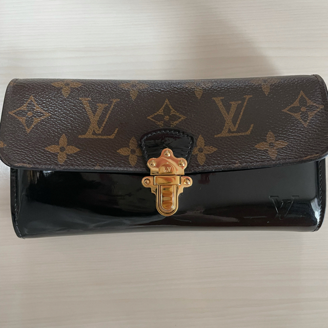 LOUIS VUITTON(ルイヴィトン)のルイヴィトン　長財布　値下げ💕 レディースのファッション小物(財布)の商品写真