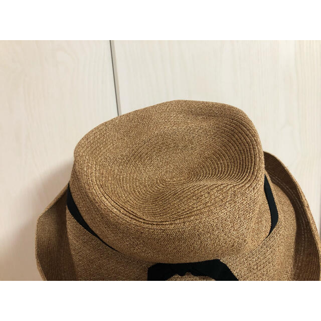 YAECA(ヤエカ)のマチュアーハ　ボックスハット レディースの帽子(麦わら帽子/ストローハット)の商品写真