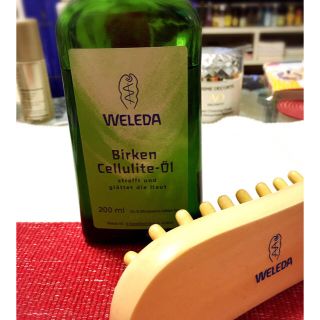 ヴェレダ(WELEDA)のWELEDA ヴェレダ ホワイトバーチ ボディシェイプオイル200ml＋ブラシ(ボディオイル)