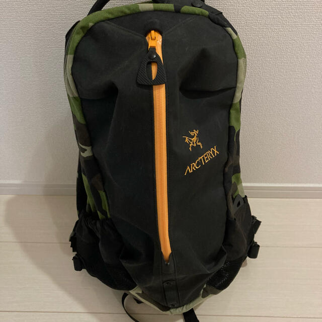 アークテリクスアロー22ARC'TERYX × BEAMS 別注 ARRO 22