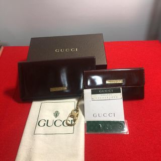 グッチ(Gucci)の【美品】☆グッチ Vintage "長財布 エナメル ウォレット付き　財布 2点(財布)