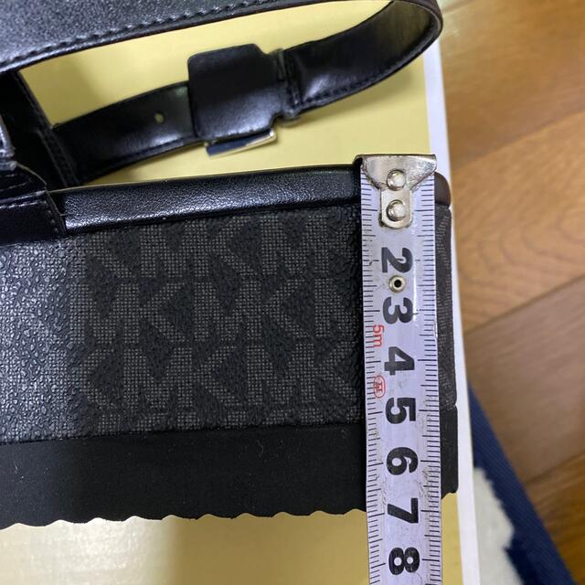 Michael Kors(マイケルコース)のvillage 様専用　MICHAEL KORS サンダル　新品23.5センチ レディースの靴/シューズ(サンダル)の商品写真