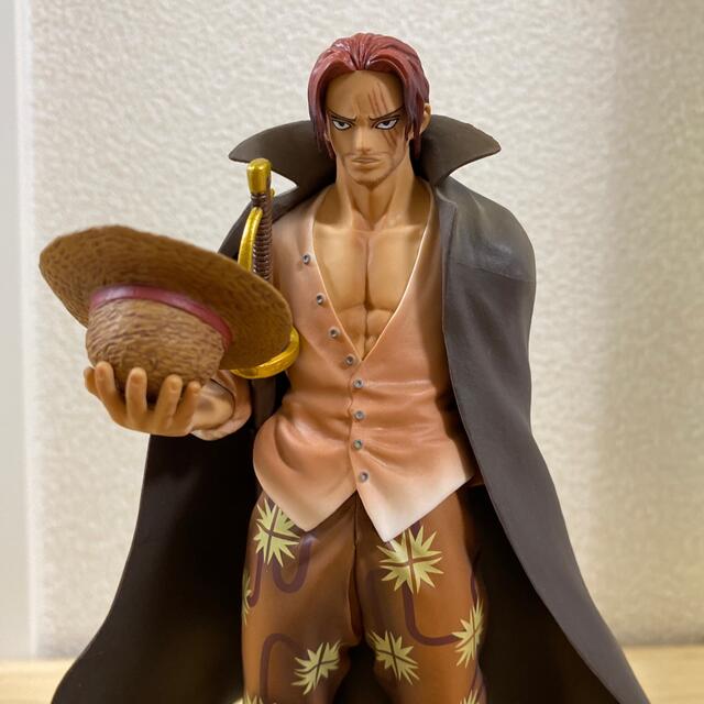 ワンピース シャンクスフィギュア ラストワン賞の通販 by おいも ワンピース シャンクスフィギュア ラストワン賞の通販 by おいも