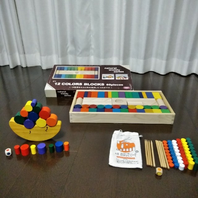 12 COLORS BLOCKS ニチガン 12色 ナチュラル木製積み木　おまけ