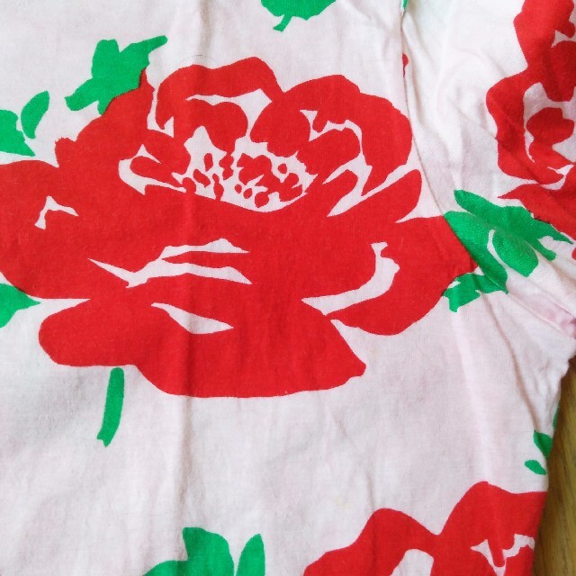MOSCHINO(モスキーノ)のモスキーノ　MOSCHINO　JEANS　長袖　薔薇 レディースのトップス(Tシャツ(長袖/七分))の商品写真