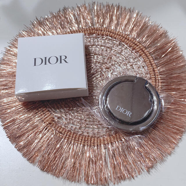 Dior(ディオール)のDIOR🤍スマホリング　新品未使用 エンタメ/ホビーのコレクション(ノベルティグッズ)の商品写真