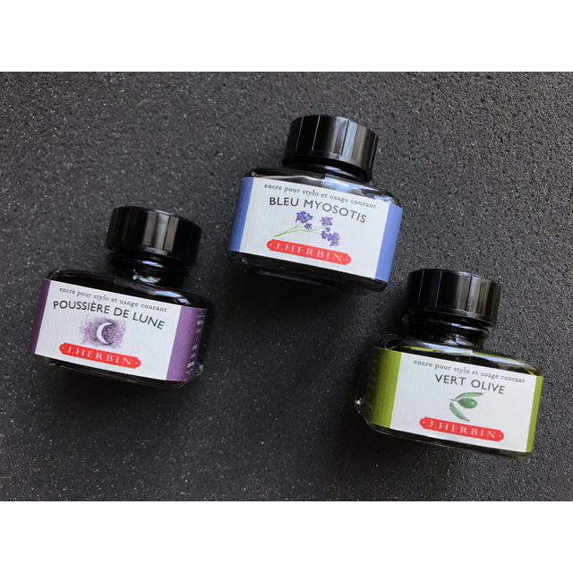 Herbin(エルバン)のJ.HERBINのインク３色セット(バラ売り可) インテリア/住まい/日用品の文房具(ペン/マーカー)の商品写真