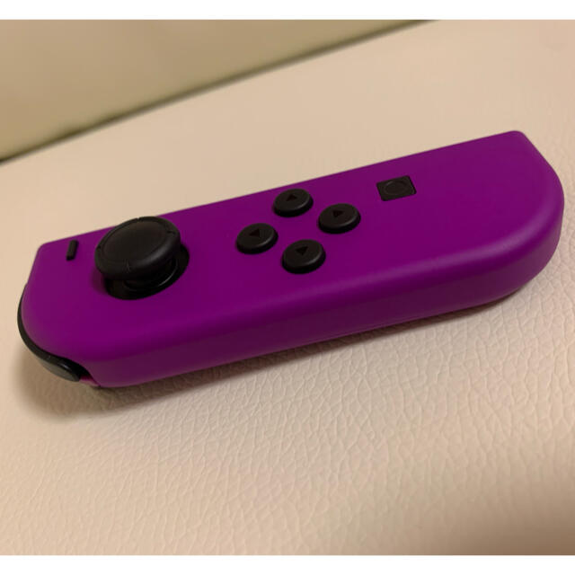 NintendoSwitch Joy-Con パープル　紫 エンタメ/ホビーのゲームソフト/ゲーム機本体(家庭用ゲーム機本体)の商品写真