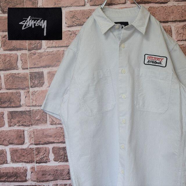 《ステューシー》ストライプシャツ　ホワイト×グレー　刺繍ロゴ　Mサイズ