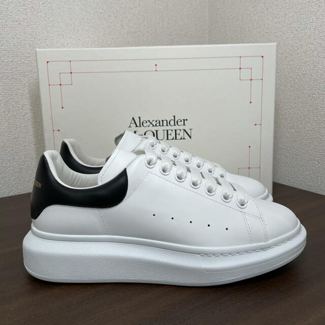Alexander McQueen(アレキサンダーマックイーン)の【新品未使用品】アレキサンダーマックイーン オーバーサイズスニーカー メンズの靴/シューズ(スニーカー)の商品写真