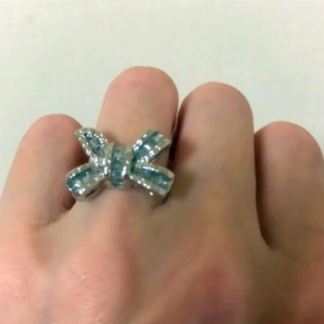 スワロフスキー リング  ❤️リボン⭐︎セレブ ジュエリーring✨ レディースのアクセサリー(リング(指輪))の商品写真