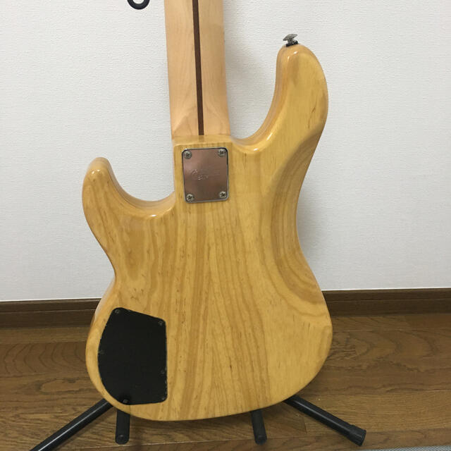 Fender(フェンダー)のG&L-2500 premium 日本製　5弦ベースです。 楽器のベース(エレキベース)の商品写真