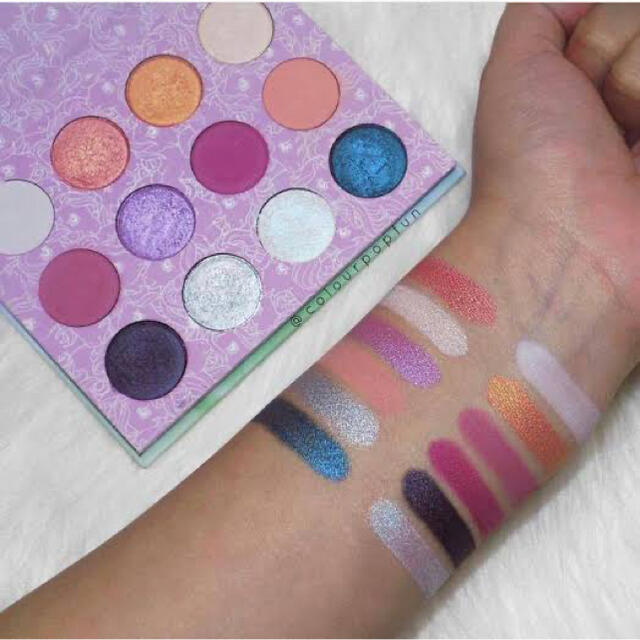 colourpop(カラーポップ)のカラーポップ✖︎my little ponyアイシャドウパレット コスメ/美容のベースメイク/化粧品(アイシャドウ)の商品写真