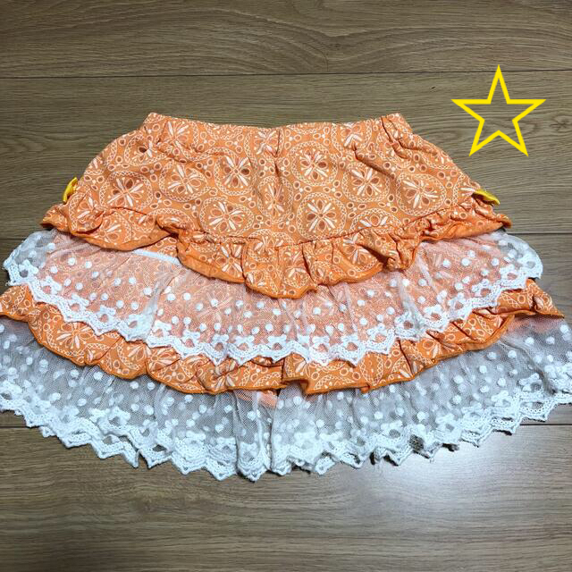 しまむら(シマムラ)のキュロット　オレンジ　レース　110 キッズ/ベビー/マタニティのキッズ服女の子用(90cm~)(パンツ/スパッツ)の商品写真