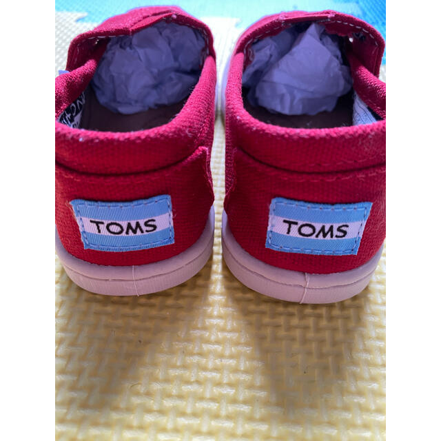 TOMS(トムズ)のTOMS トムス　ベビー　キッズ　T7 14cm シューズ　スリッポン キッズ/ベビー/マタニティのベビー靴/シューズ(~14cm)(スリッポン)の商品写真