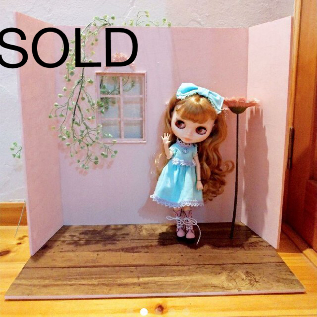 blytheSOLD ♡感謝企画 ♡ドールハウス 背景ボード ピンク 可愛い ブライス