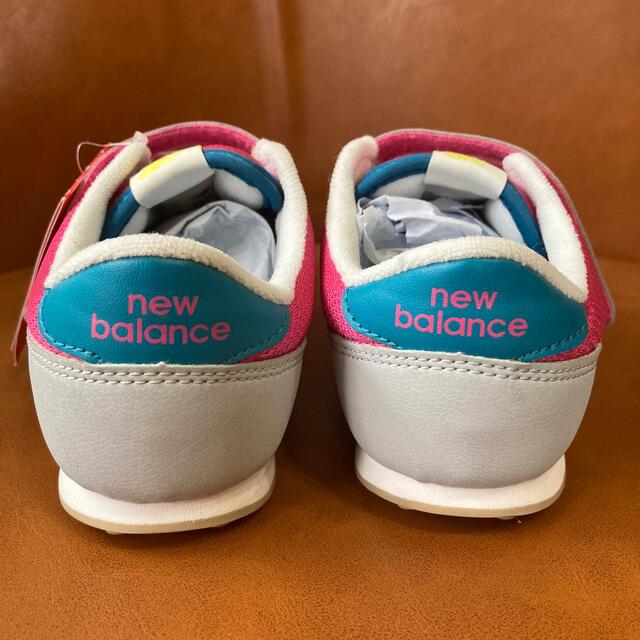 New Balance(ニューバランス)のキッズスニーカー　new balance 20cm 新品 キッズ/ベビー/マタニティのキッズ靴/シューズ(15cm~)(スニーカー)の商品写真