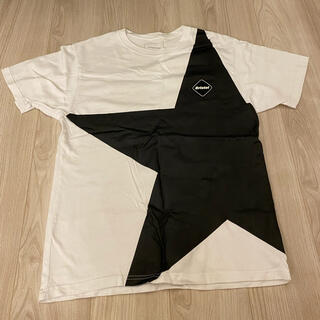 エフシーアールビー(F.C.R.B.)のFCRB bristol  BIG STAR Tシャツ 19ss 白 Ｓ　美品(Tシャツ/カットソー(半袖/袖なし))