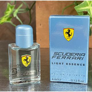 フェラーリ(Ferrari)のScuderia Ferrari Light Essence EDT 4ml(香水(男性用))