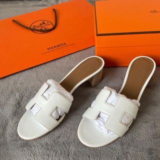 エルメス(Hermes)の新品未使用　HERMES オアジス　38.5(サンダル)