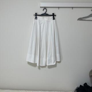 エムプルミエ(M-premier)のM-premier 白　スカート36(ロングスカート)