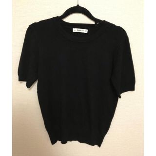 ザラ(ZARA)のZARA 半袖　黒ニット(カットソー(半袖/袖なし))