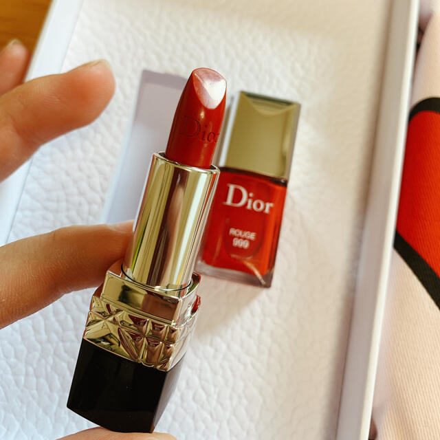 Dior(ディオール)のいちごみるく様用　【未使用】ディオール  トラベルバックギフトセット　ヴェルニ エンタメ/ホビーのコレクション(ノベルティグッズ)の商品写真