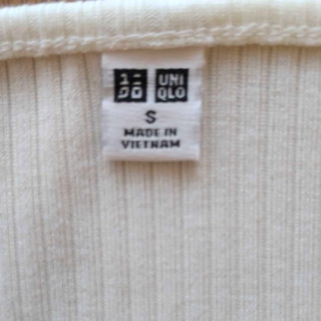 UNIQLO(ユニクロ)のユニクロスクエアネックTシャツカットソー五分袖 レディースのトップス(Tシャツ(半袖/袖なし))の商品写真