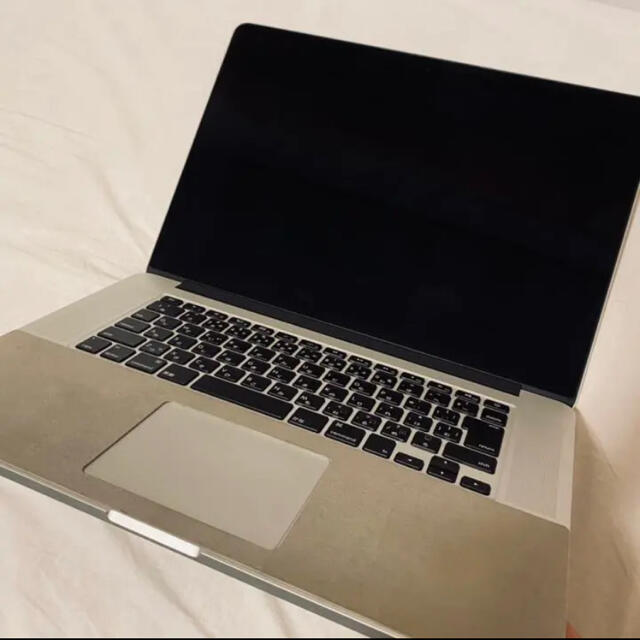 15インチ Macbook Pro 2015 i7/16gb/256gbApple