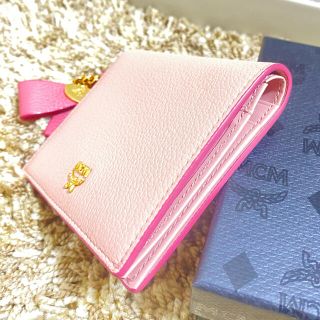 MCM - 【MCM】2つ折り財布 定期入れ ピンクのリボン付きの通販 by し