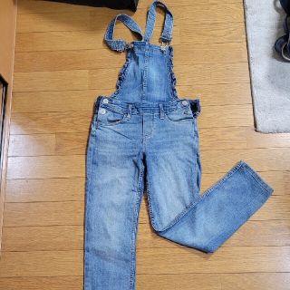 エイチアンドエム(H&M)のH&M　フリルオーバーオール(パンツ/スパッツ)