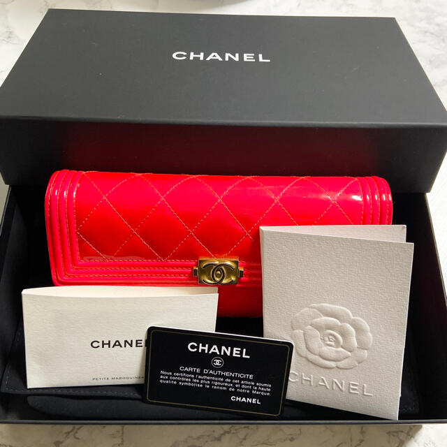 CHANEL ボーイシャネル 財布 ピンク