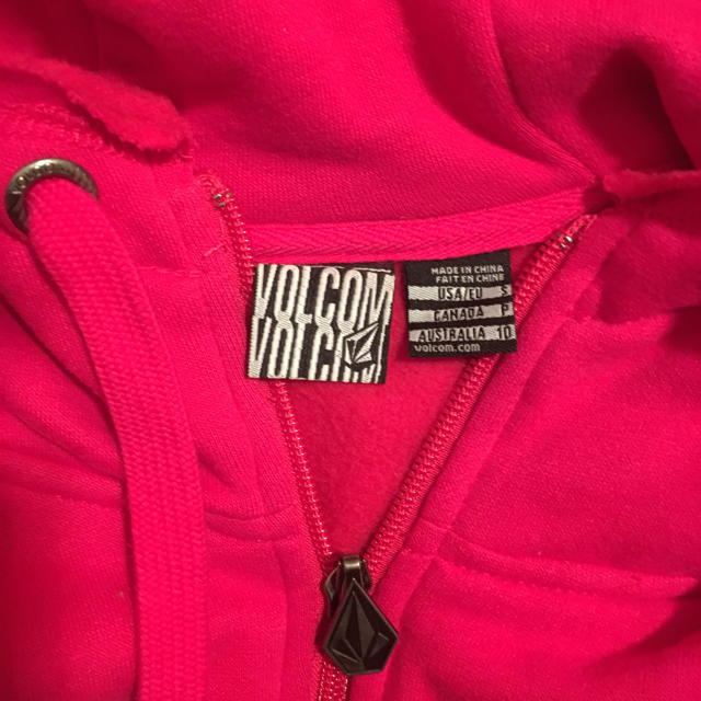 volcom(ボルコム)のUCLADYさん専用‼︎ レディースのトップス(パーカー)の商品写真