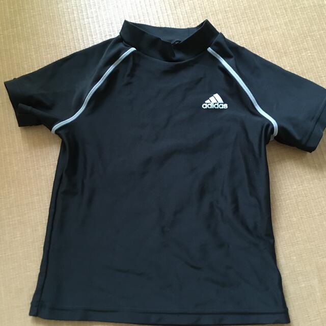 adidas(アディダス)のラッシュガード　130 キッズ/ベビー/マタニティのキッズ服男の子用(90cm~)(水着)の商品写真