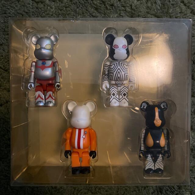 ベアブリック BE@RBRICK 100% ウルトラマン ウルトラセブン 7体