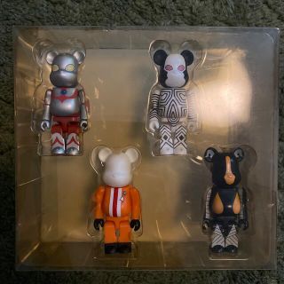 ベアブリック BE@RBRICK 100% ウルトラマン ウルトラセブン 7体