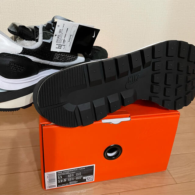 sacai(サカイ)のsacai×nike VAPORWAFFLE ブラックUS11 国内正規 新品 メンズの靴/シューズ(スニーカー)の商品写真