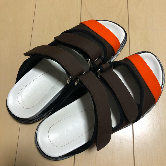 新品未使用　MARNI  サンダル38