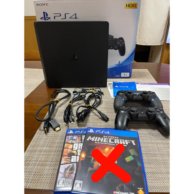 【美品】SONY PlayStation4 CUH-2200BB01 ソフト付きソニー