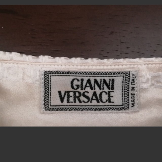 Gianni Versace(ジャンニヴェルサーチ)のヴェルサーチ シルク ドレスシャツ メンズのトップス(シャツ)の商品写真