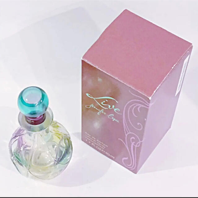 J.Lo(ジェニファーロペス)の✨箱付 残量多品✨ジェニファーロペス ライブ EDP SP 50ml コスメ/美容の香水(香水(女性用))の商品写真